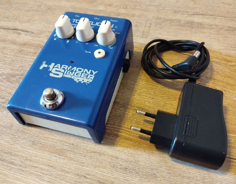 вокальный гармонайзер TC-Helicon Harmony Singer 2