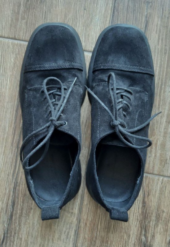 Полосатая кофта, пиджак черный, туфли замшевые, джинсы черные 4