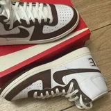 Кроссовки Nike 2