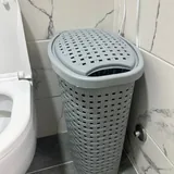 Стол, микроволновая печь, корзина для белья 10