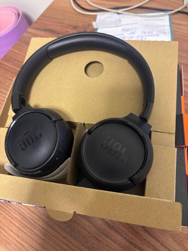 Наушники JBL