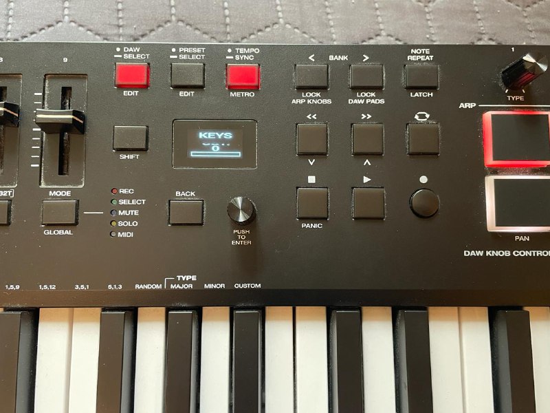 M-Audio Oxygen Pro 49 MIDI-клавиатура 5