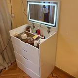 Туалетный столик с зеркалом и подсветкой 3