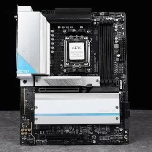 Gigabyte B650 Aero G материнская плата