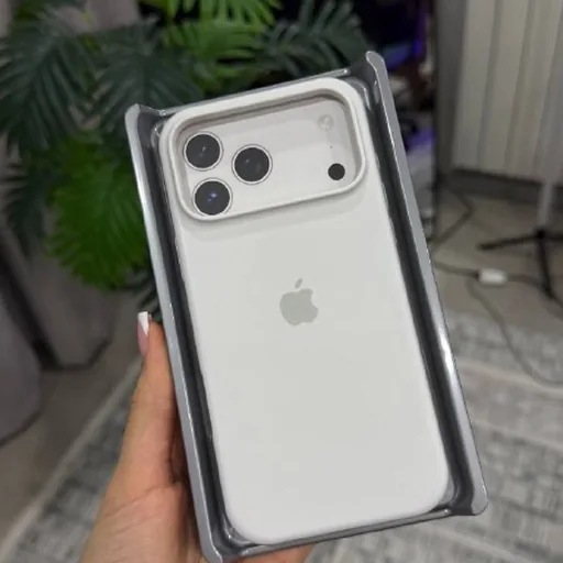 Силиконовый чехол для iPhone 17 Pro Max