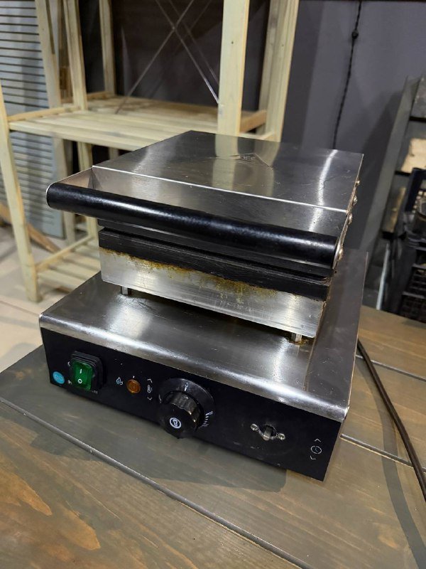 кофемашина Elektra Maxi, кофемашина Casadio, кофемолка Cunill, аппарат для кофе на песке, аппарат для милкшейков, аппарат для бельгийских вафель 3