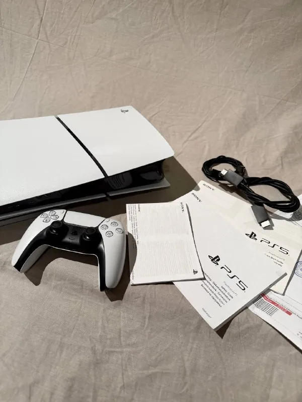 PS5 Slim Disc, DJI Mini 3 Pro 1