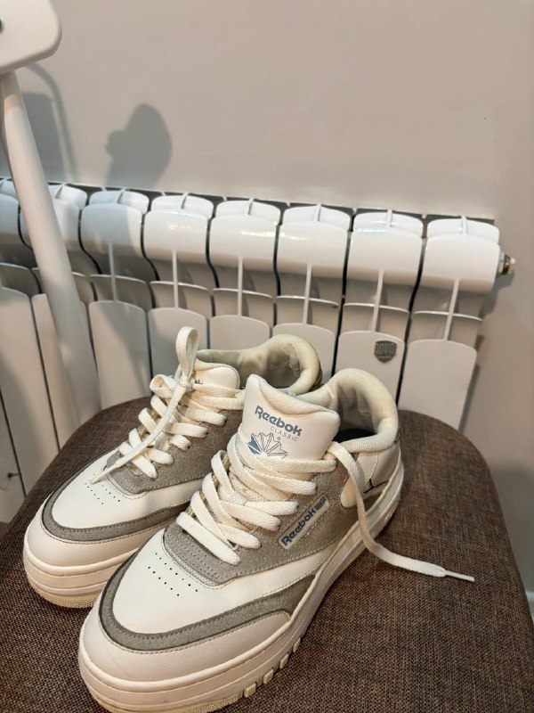 Ботинки осенние женские, Кроссовки Reebok, Кроссовки Puma, Ракетки теннисные, Подушка дорожная, Корсет для осанки, Перчатки, Тканевые резинки для фитнеса 2