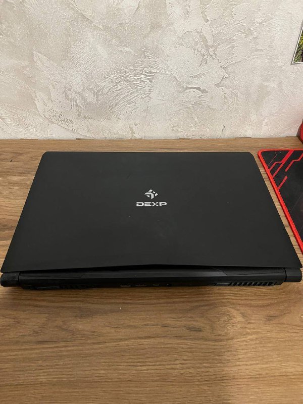 ноутбук Dexp с Intel Core i7 и NVIDIA GTX 960M 4