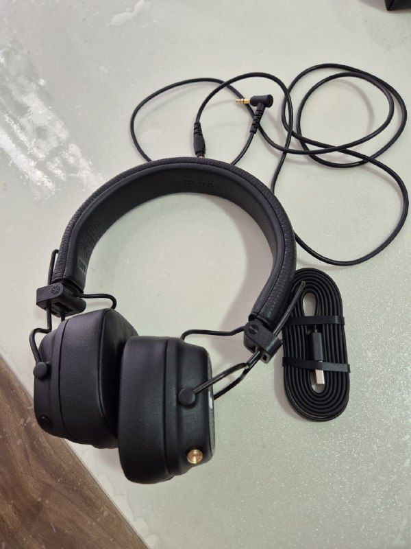 Беспроводные наушники Marshall Major V