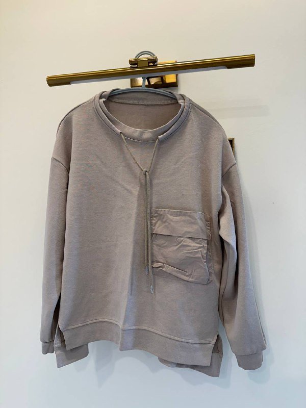 рубашка, платье Colin’s, юбка UNIQLO, свитшот, брюки Pull&Bear 6