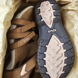 Босоножки Teva 2