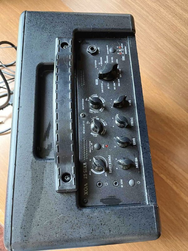усилитель для электро гитары Vox VX15-GT 15 ват 3