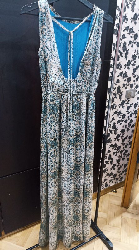 Платье размер S в идеальном состоянии 2