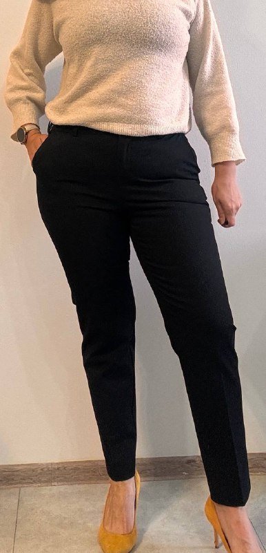 3D-маска для сна, Кепка с вышивкой, Очки Polaroid, Рюкзаки, Сумки, Джинсы, Бюстье, Футболка, Брюки, Юбка, Худи, Трекинговые кроссовки, Конверсы, Шлепки CROCS 10