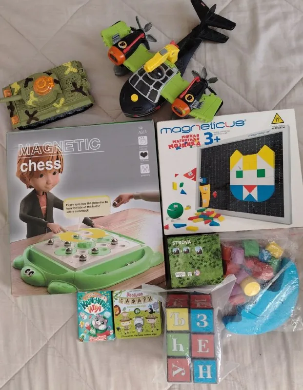 Настольные игры, игрушки