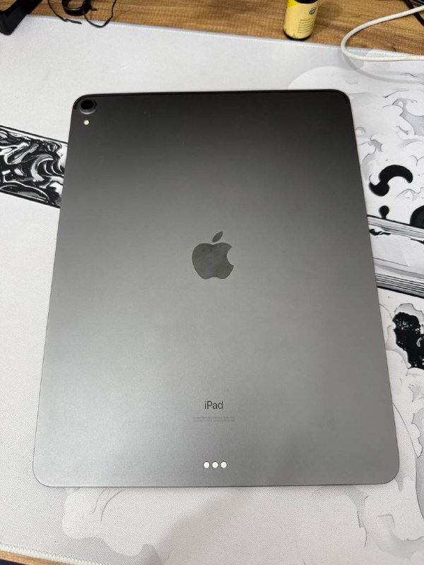 Планшет Apple iPad Pro 12.9" Gen3 64Gb с чехлом 2