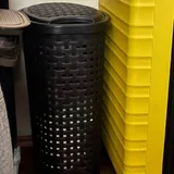 Laundry basket with lid 2