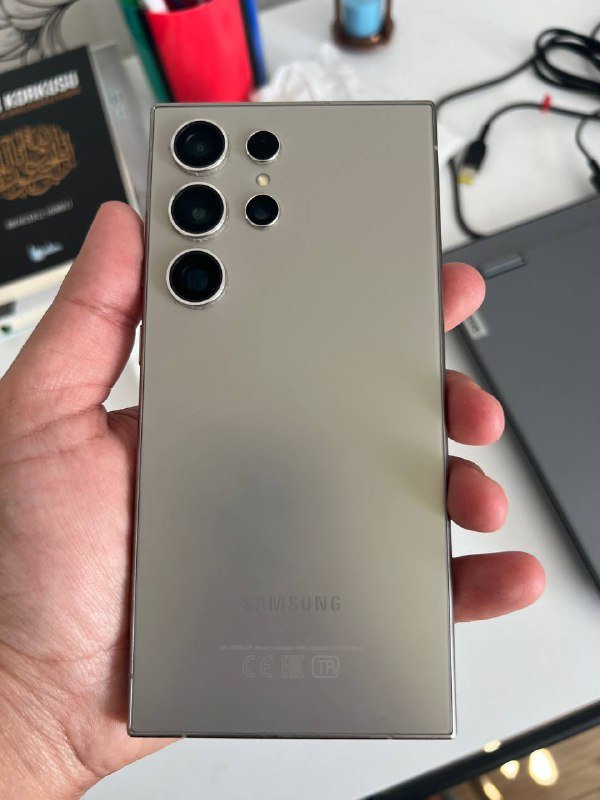 Samsung s24 ultra 256 ГБ 2