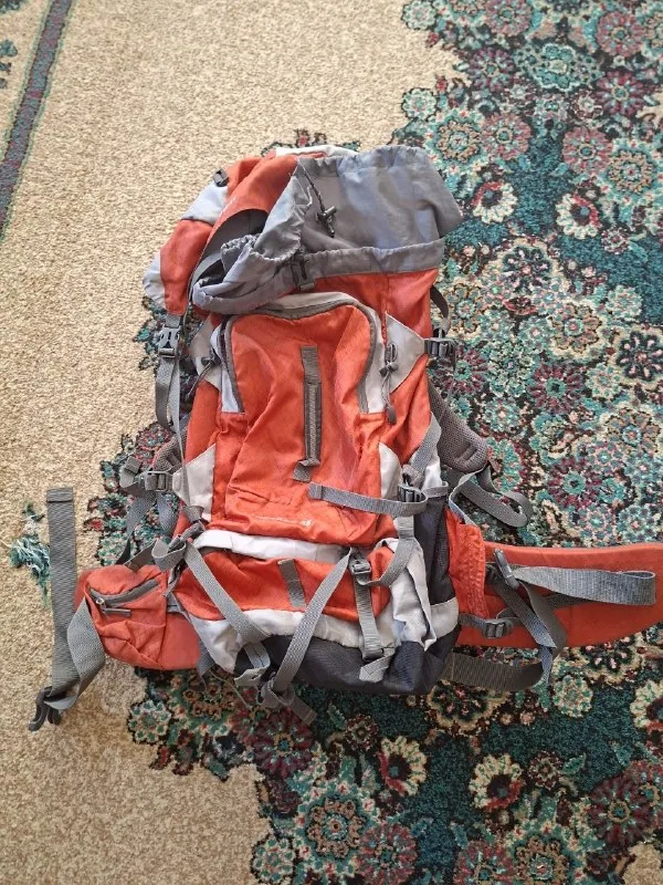 Рюкзак Nordway 55 Trekker и аналогичный меньшего размера 1