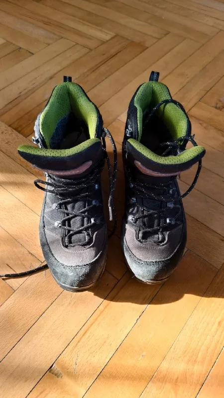 Треккинговые ботинки AKU Trekker Lite III GTX 1