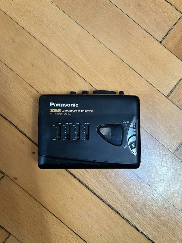 Кассетный плеер Panasonic RQ-P255 1