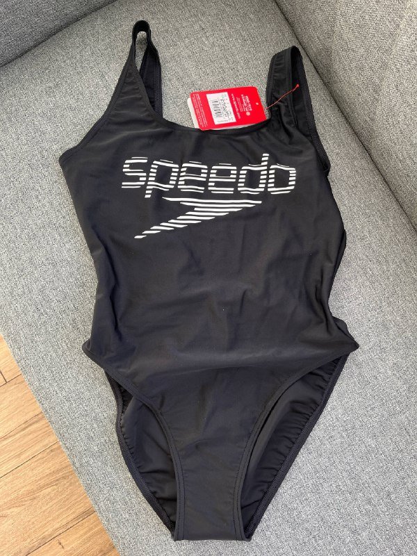 Купальники Tommy Hilfiger, Speedo 8