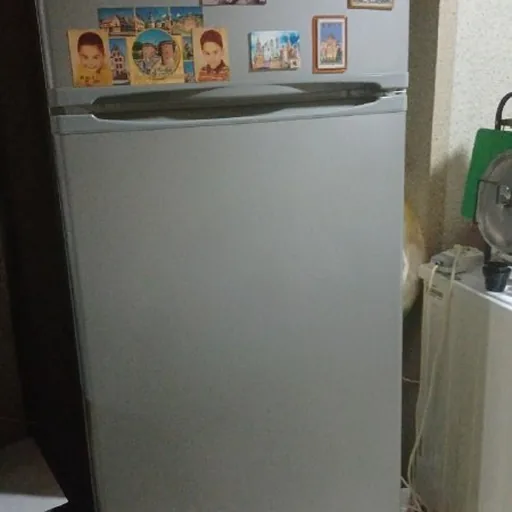 Холодильник Indesit