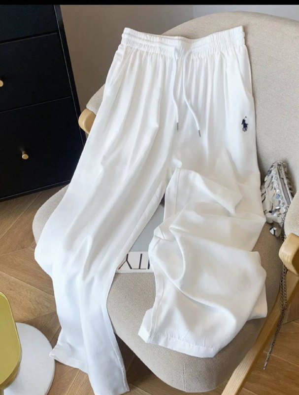 Барное кресло, Пиджак черный, Топ кожаный, Белая кофточка, Штаны белые, Красное платье, Жилетка эко кожа, Платье черное 5