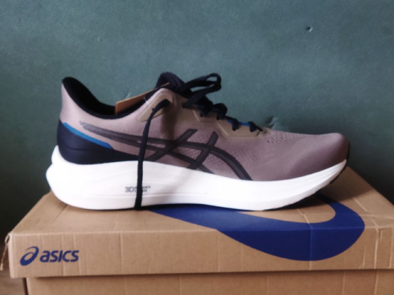 Беговые кроссовки Asics GT1000 13 размер USA11 5