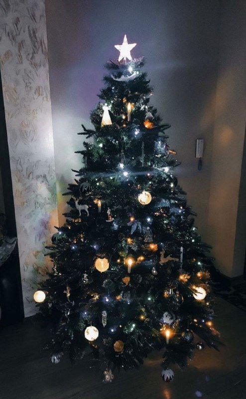 Ёлка искусственная 210 см 2