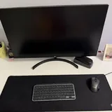 Белый компьютерный стол 2