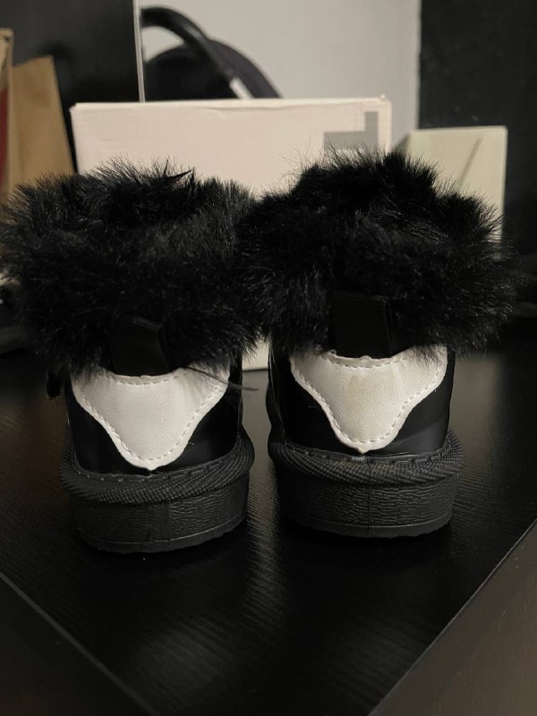 Новые зимние кроссовки размер 21 3