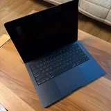 Apple MacBook Pro 14-inch M5 16GB 2