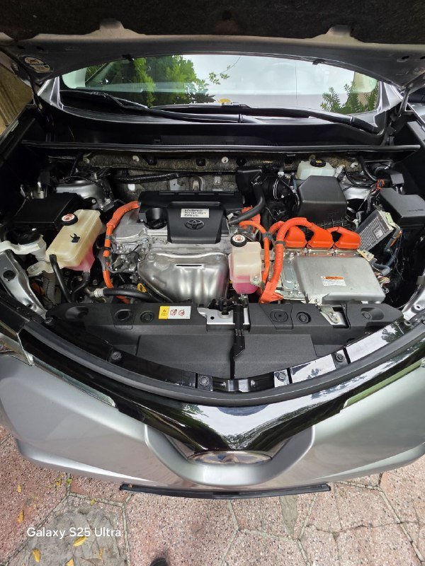 Toyota RAV4 2017 Hybrid Limited 5