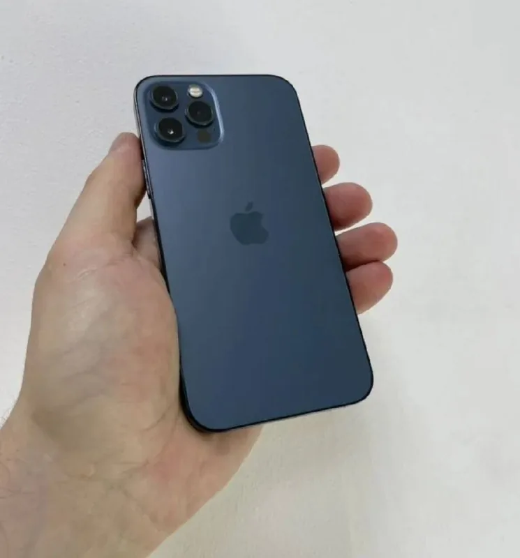 Айфон 12 Pro 128 ГБ