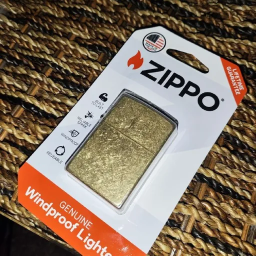 Оригинальная зажигалка Zippo