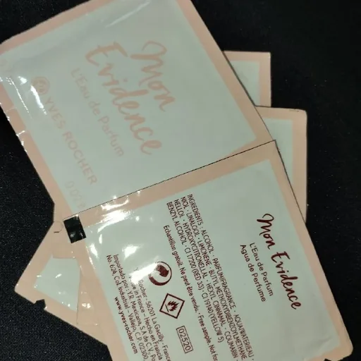 Пробники парфюма Yves Rocher Mon Evidence
