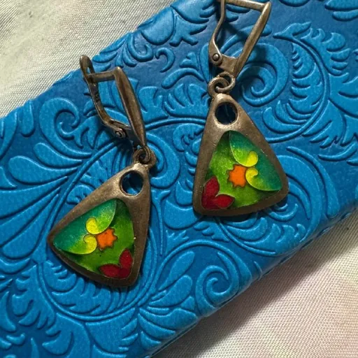 Серебряные серьги с эмалью