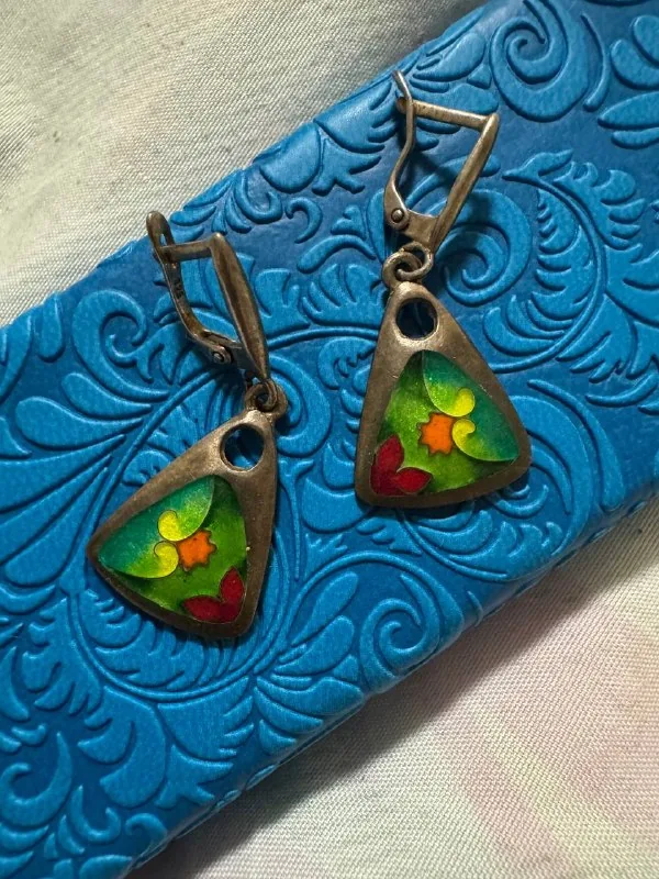 Серебряные серьги с эмалью 1