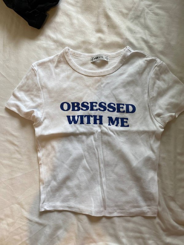 Купальник, футболки, лосины, рубашка, консилер 5