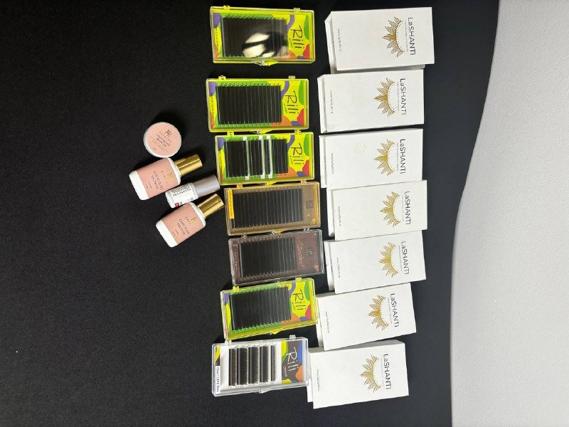 Ресницы для наращивания, клей, ремувер, лешбокс, подушка под голову