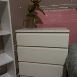 Стеллаж и комод 1