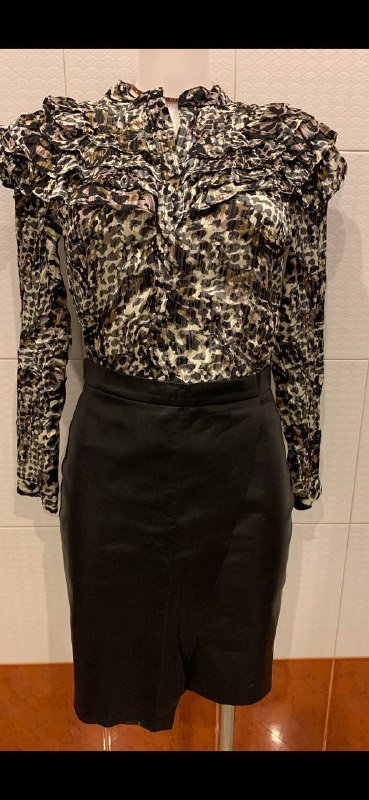 Юбки экокожа 40-42, Блузка