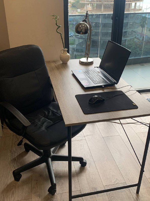 Стол для работы под компьютер 2