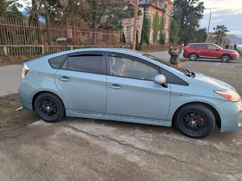 Toyota Prius 2012