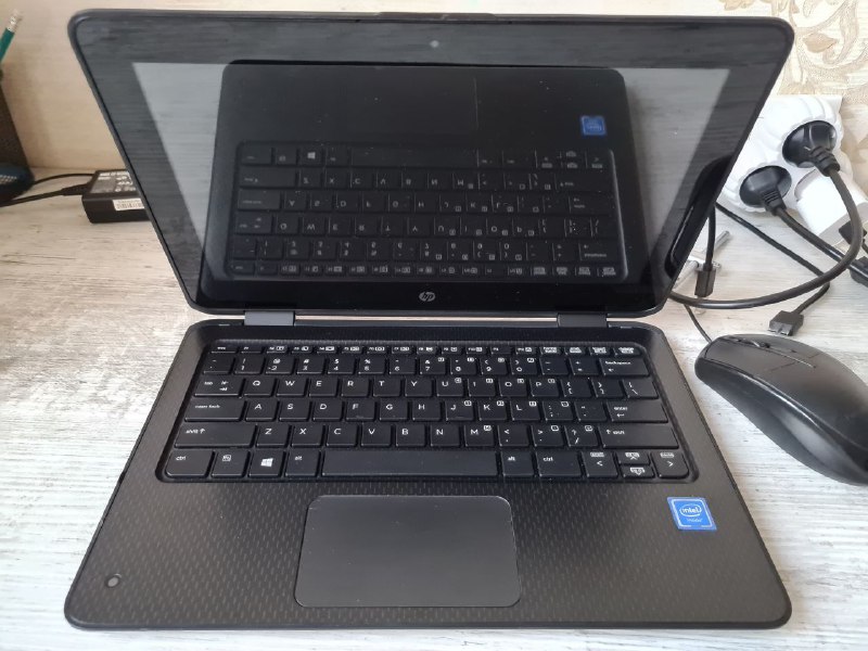 Ноутбук HP 3