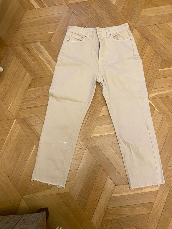 Джинсы Levis 501, Шорты 12 Stories, Кардеган COS, Платье Michael Kors, Спортивный костюм 7