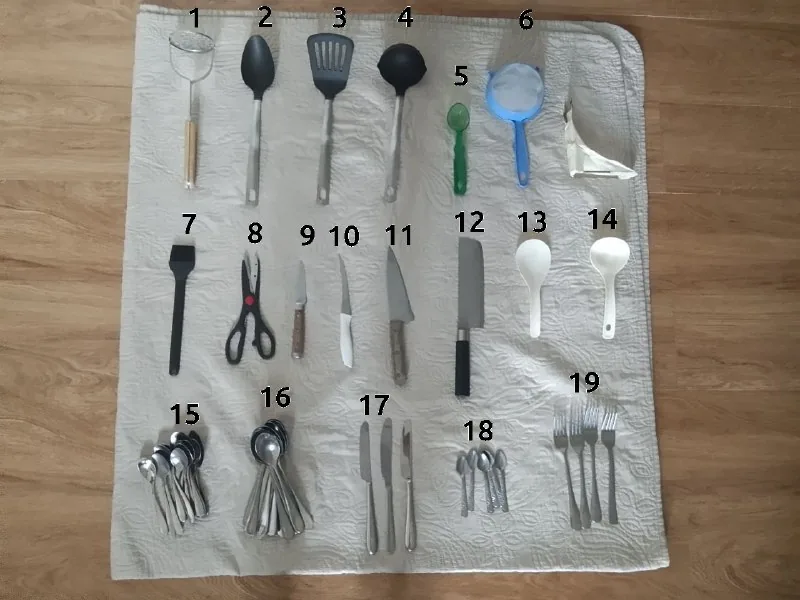 Кухонные принадлежности, ложки, вилки, ножи