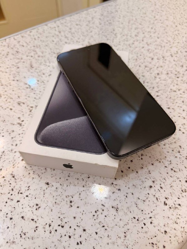 iPhone 15 pro max 256 GB, чехол в подарок 2